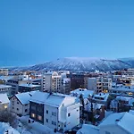Apartment In Tromso City Centre